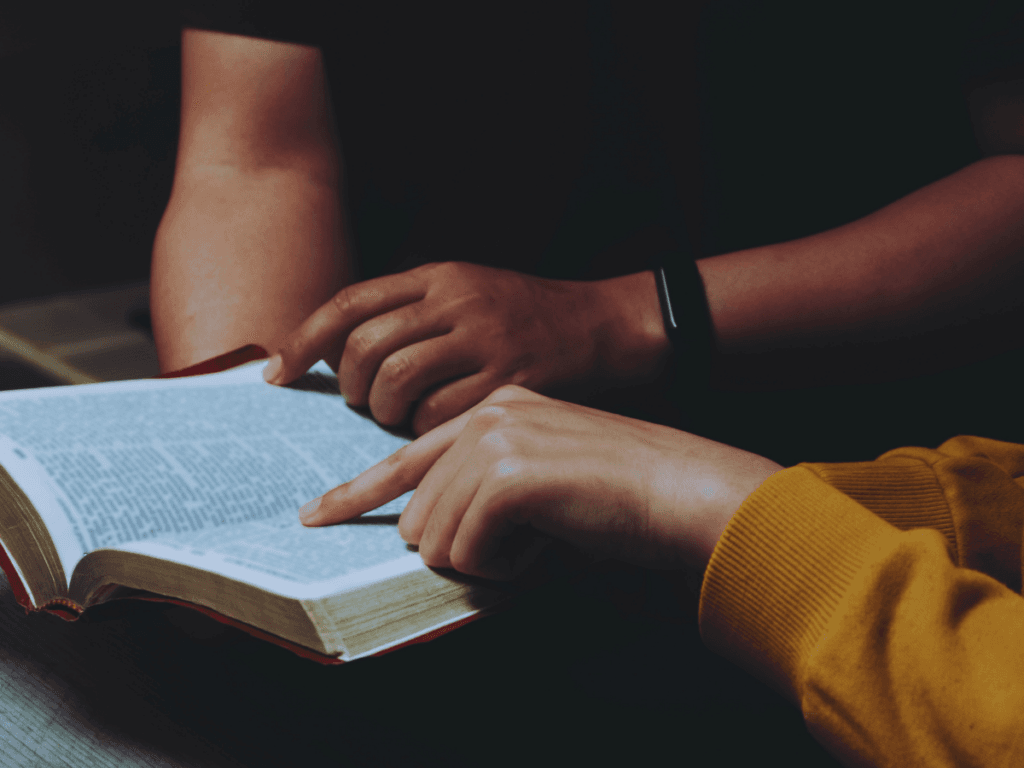 25 Bible Verses About Peace and Trusting God