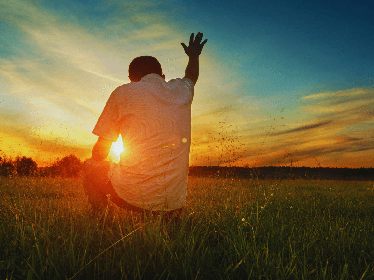 Walking in God’s Light: Understanding Holiness, Righteousness, and Living Without Darkness.